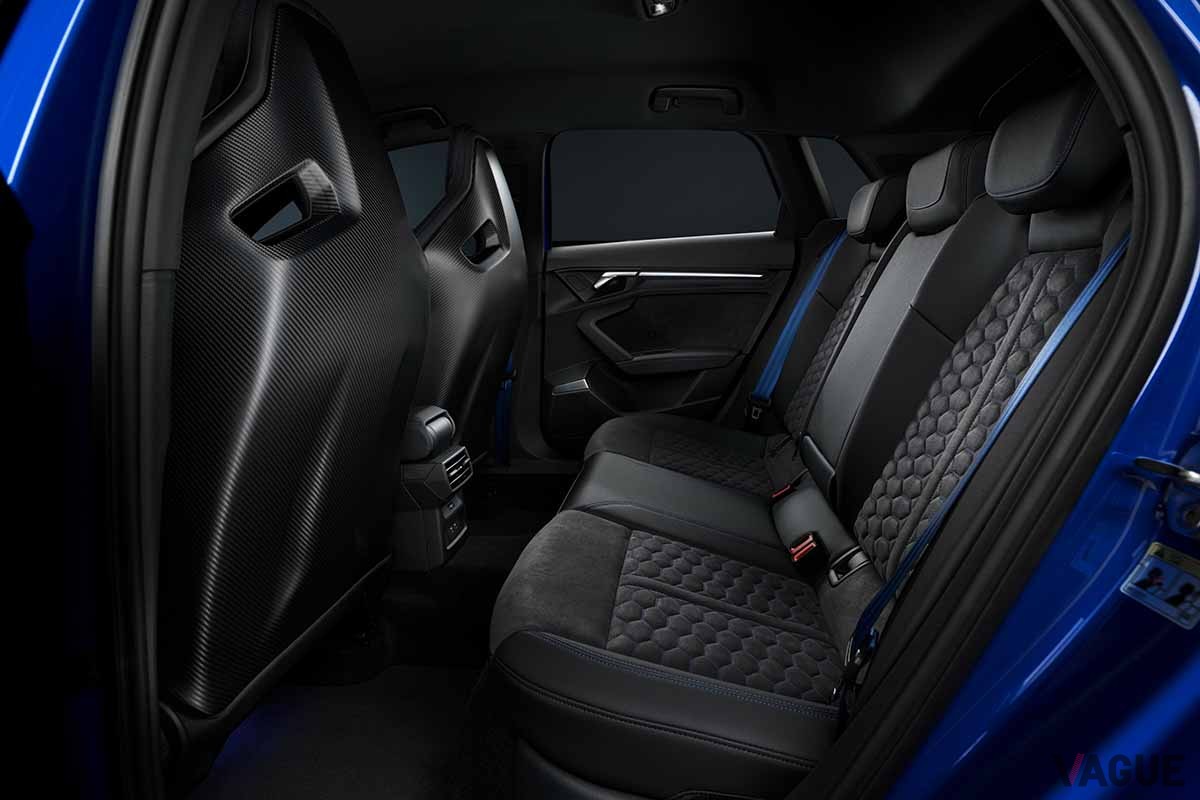 アウディの限定車「RS3パフォーマンスエディション」のインテリア