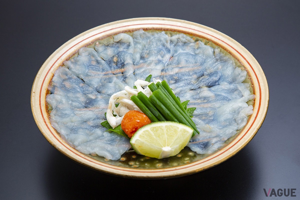 「まぐろとふぐの旬彩料理プラン」では、繊細なうまみを味わえる“てっさ”などふぐの美味しさを余すところなく堪能できる