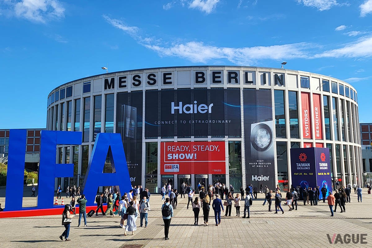 人々が「家電に求めるものは何か？」をあらためて考えた結果なのか、「IFA2022」ではステルス性能の高い冷蔵庫やテレビが目立った