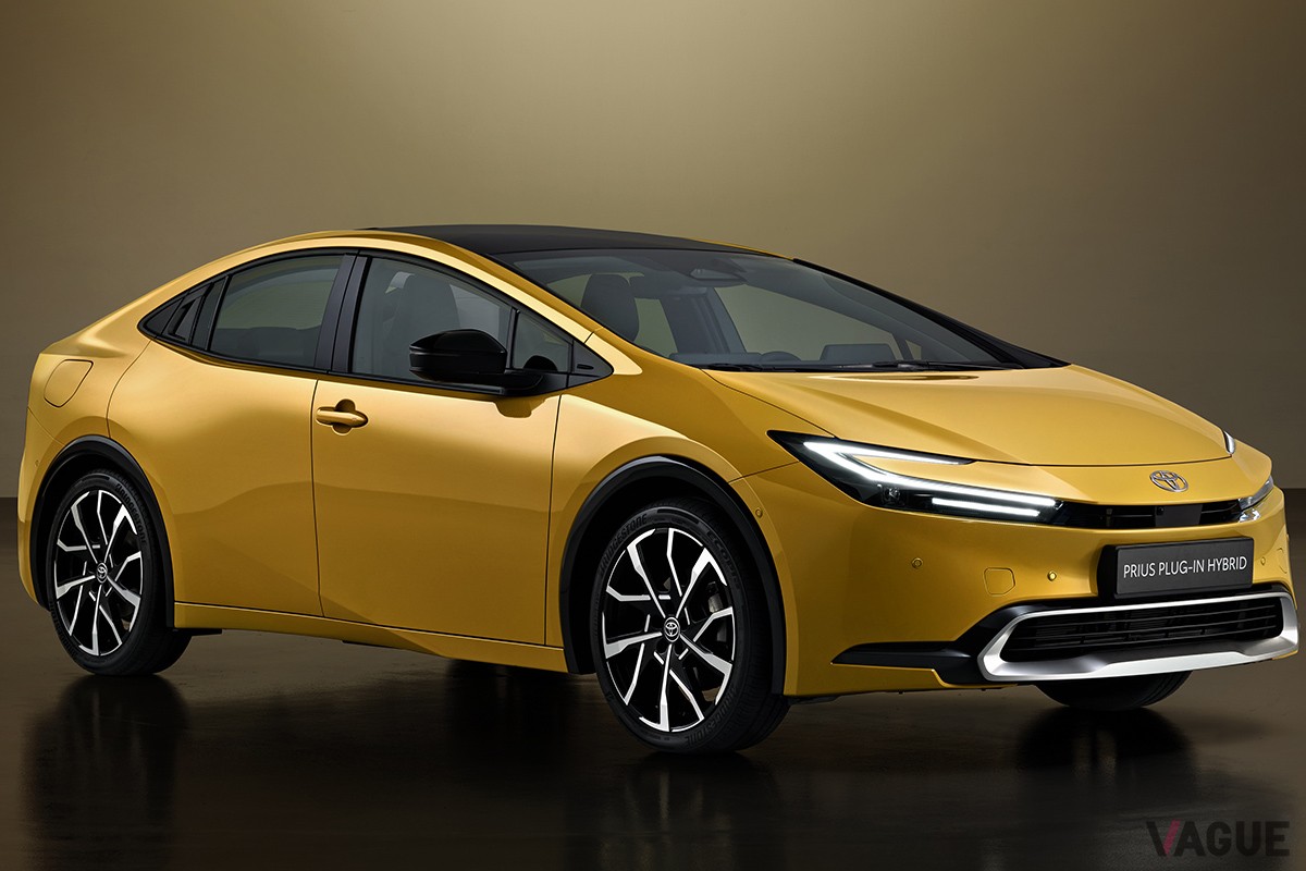 トヨタ新型「プリウスPHEV（欧州仕様）」