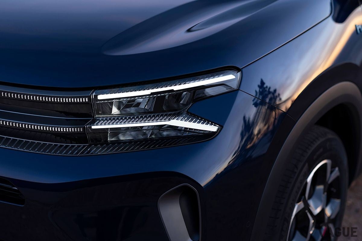 シトロエン改良新型「C5エアクロスSUV」
