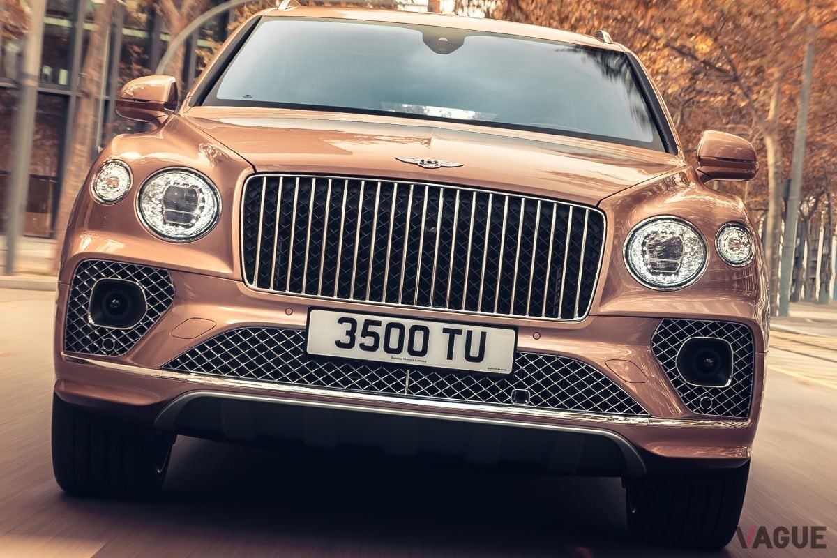 ベントレー新型「ベンテイガEWB」