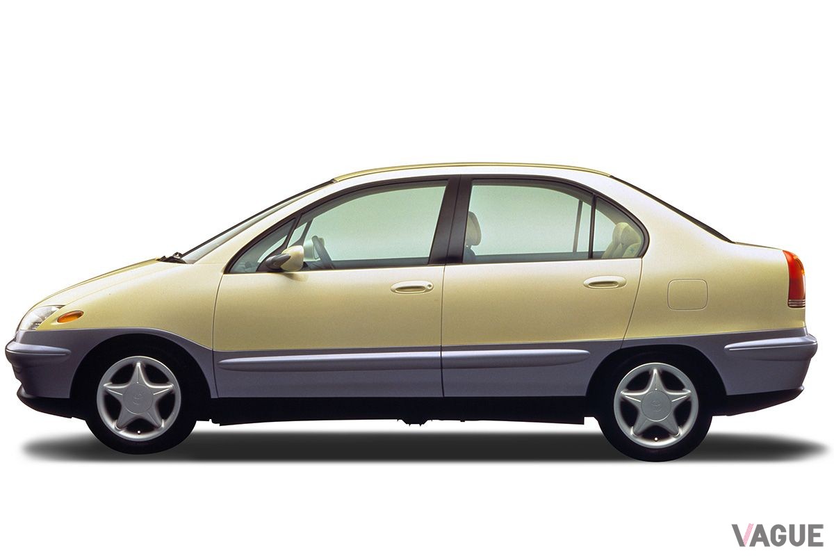 1995年開催の第31回東京モーターショーに出品されたトヨタ「プリウス」プロトタイプ