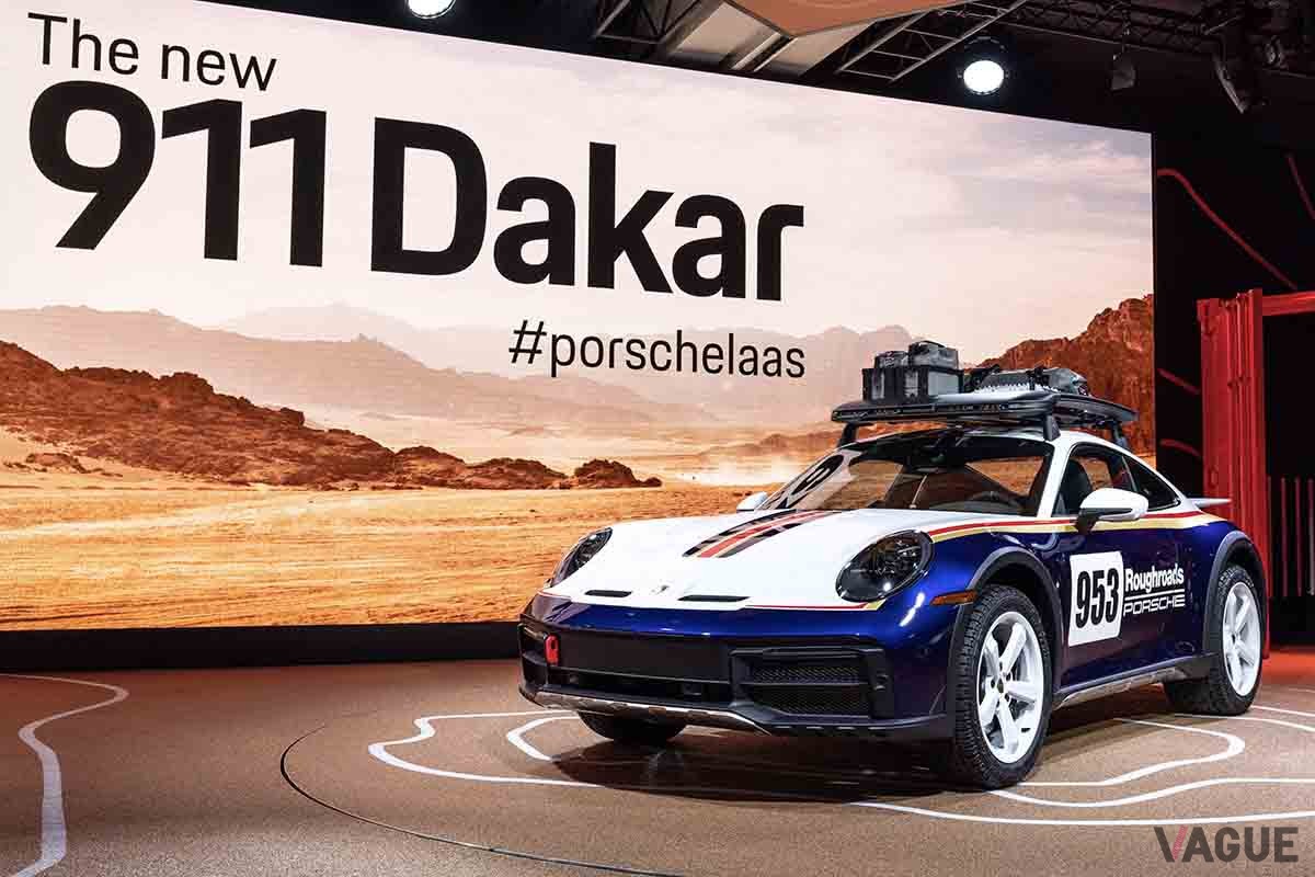 LAショーで世界初公開されたポルシェ新型「911ダカール」