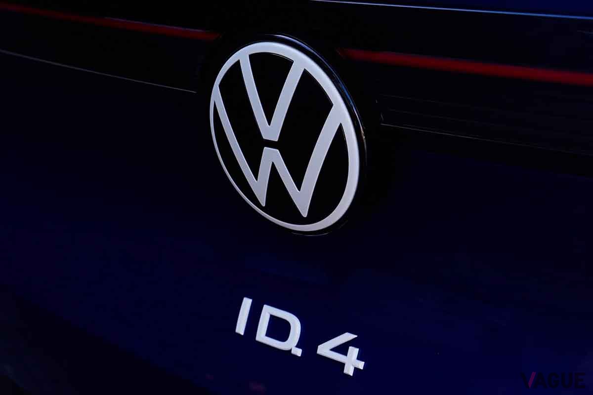 日本上陸したVW「ID.4」のエンブレム
