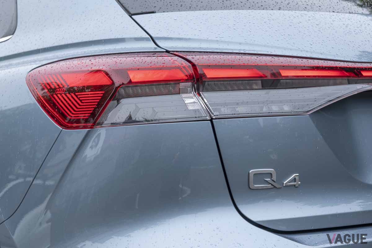 アウディのコンパクト電動SUV「Q4　eトロン」