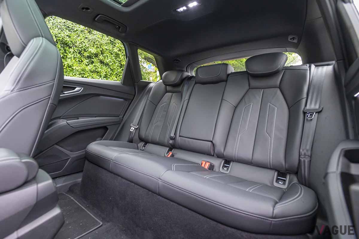 アウディ新型「Q4 e-tron」のインテリア
