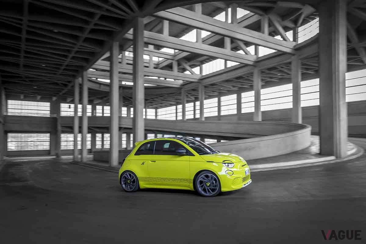 新型アバルト「500e」