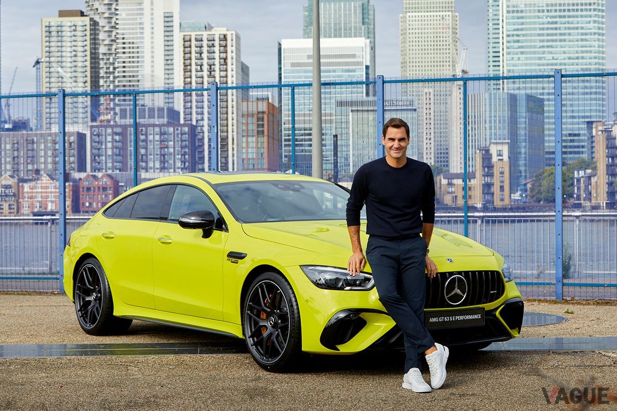元プロテニス選手、ロジャー・フェデラー選手とメルセデスAMG「GT63 S Eパフォーマンス」ネオンレガシーモデル