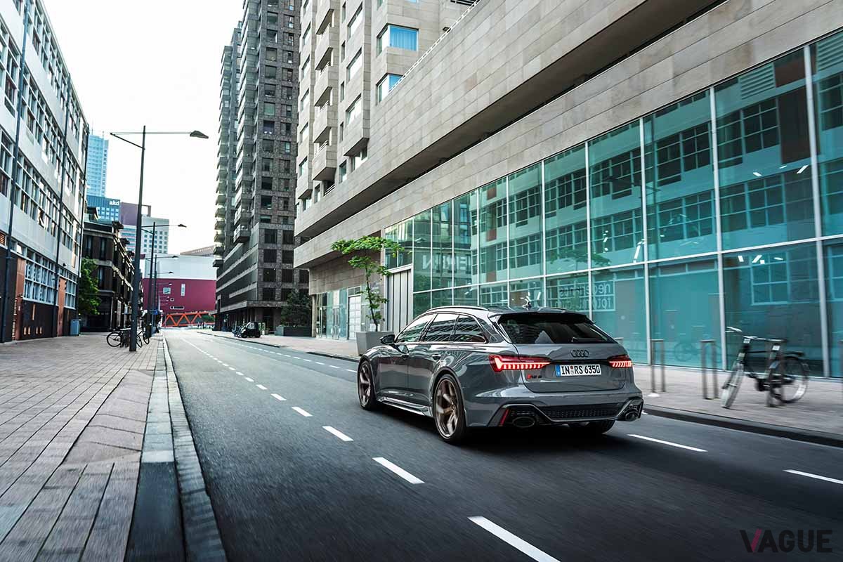 アウディ「RS6アバント・パフォーマンス」