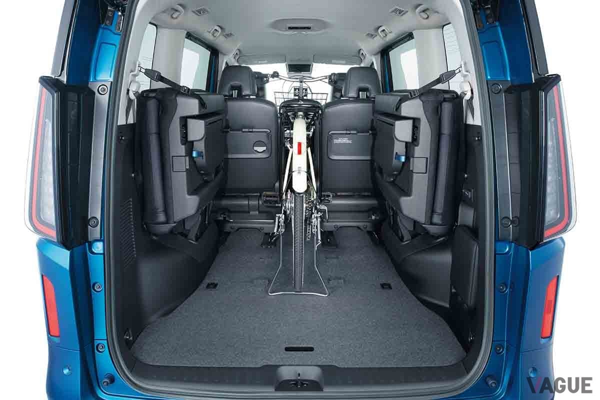 日産新型「セレナe-POWER」のインテリア