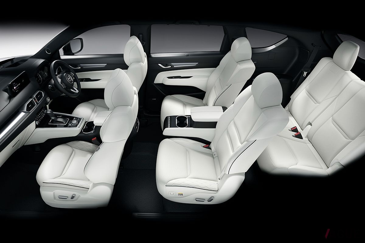 マツダ「CX-8」エクスクルーシブモードインテリア