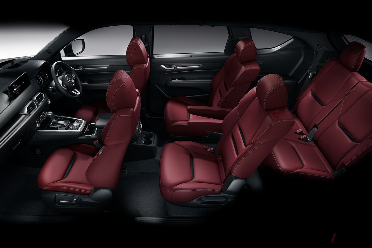 マツダ「CX-8」スポーツアピアランスインテリア