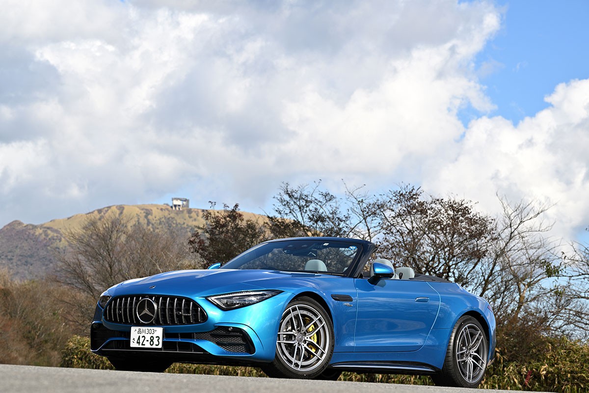 新型からメルセデスAMGブランドのモデルとなった「SL」。2＋2の4シーターとなったのは「GTロードスター」と差別化するためだったのか!?