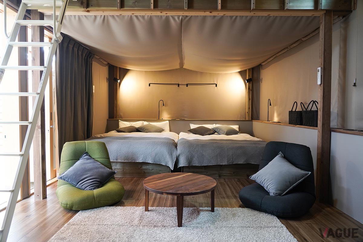 関東屈指の温泉地・湯河原にある天然温泉風呂つき客室が魅力のグランピング施設「THE BASE GLAMPING YUGAWARA」に、バレルサウナやトレーラーハウスなど3棟のスイートヴィラが新登場