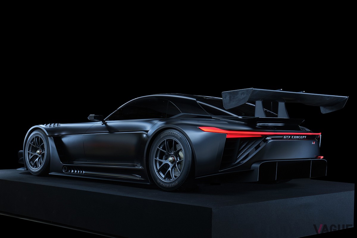 「GR GT3 コンセプト」は、TOYOTA GAZOO Racingがカスタマーモータースポーツの最高峰であるGT3のユーザーに選ばれるような魅力的なクルマを提供したいとの思いから発表された