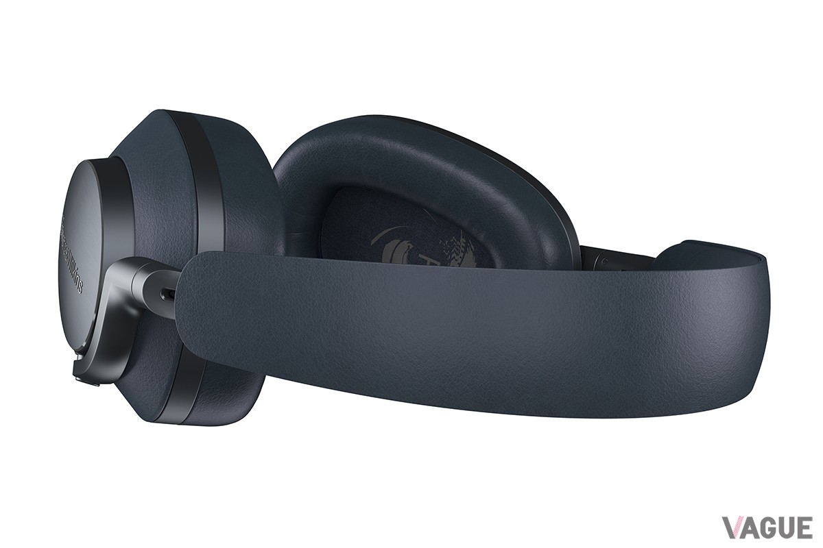 Bowers＆Wilkinsのフラッグシップヘッドホン「Px8」をベースに、ジェームズ・ボンドが『007／ドクター・ノオ』で着ていたディナージャケットにインスピレーションを得たカラーを採用した「P×8 007 Edition」
