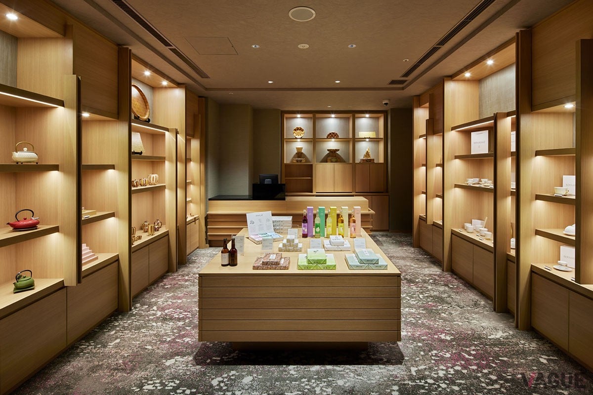 拡張した全客室に自家源泉の露天風呂を完備。さらに、趣向の異なる4つの貸切風呂とふたつの大浴場で湯めぐりを楽しめる温泉宿になった新生「はつはな」