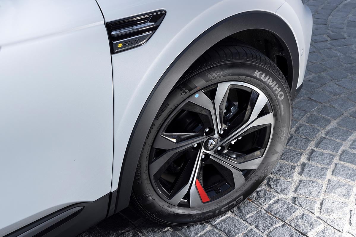 ルノー「アルカナ R.S.ライン マイルドハイブリッド」