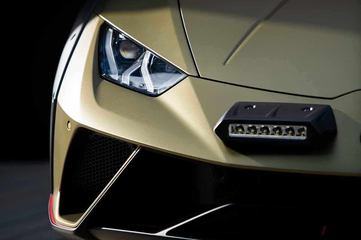 ステラルー ランボルギーニ ウラカンステラート 全世界限定1499台 NERO