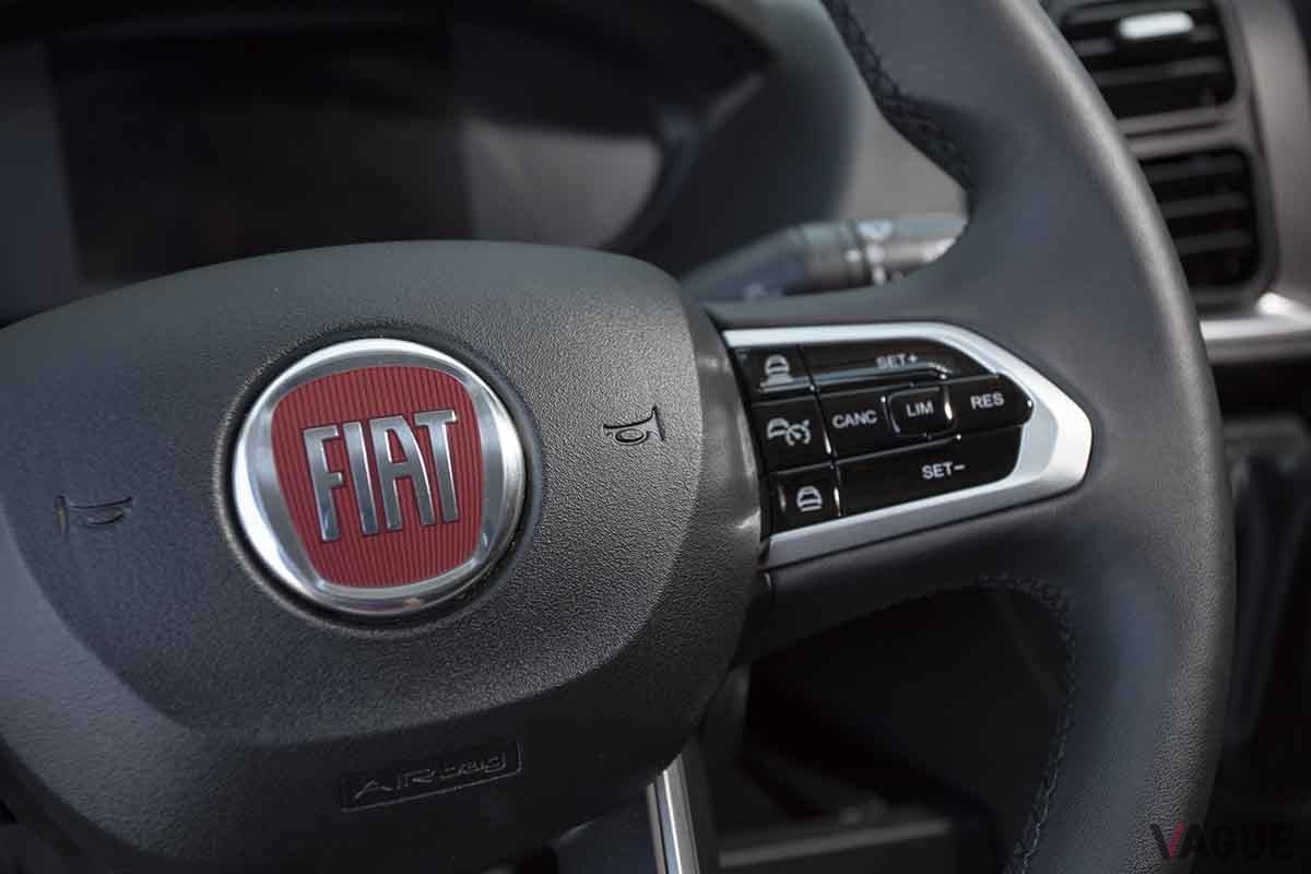 フィアット「デュカト」のインテリア