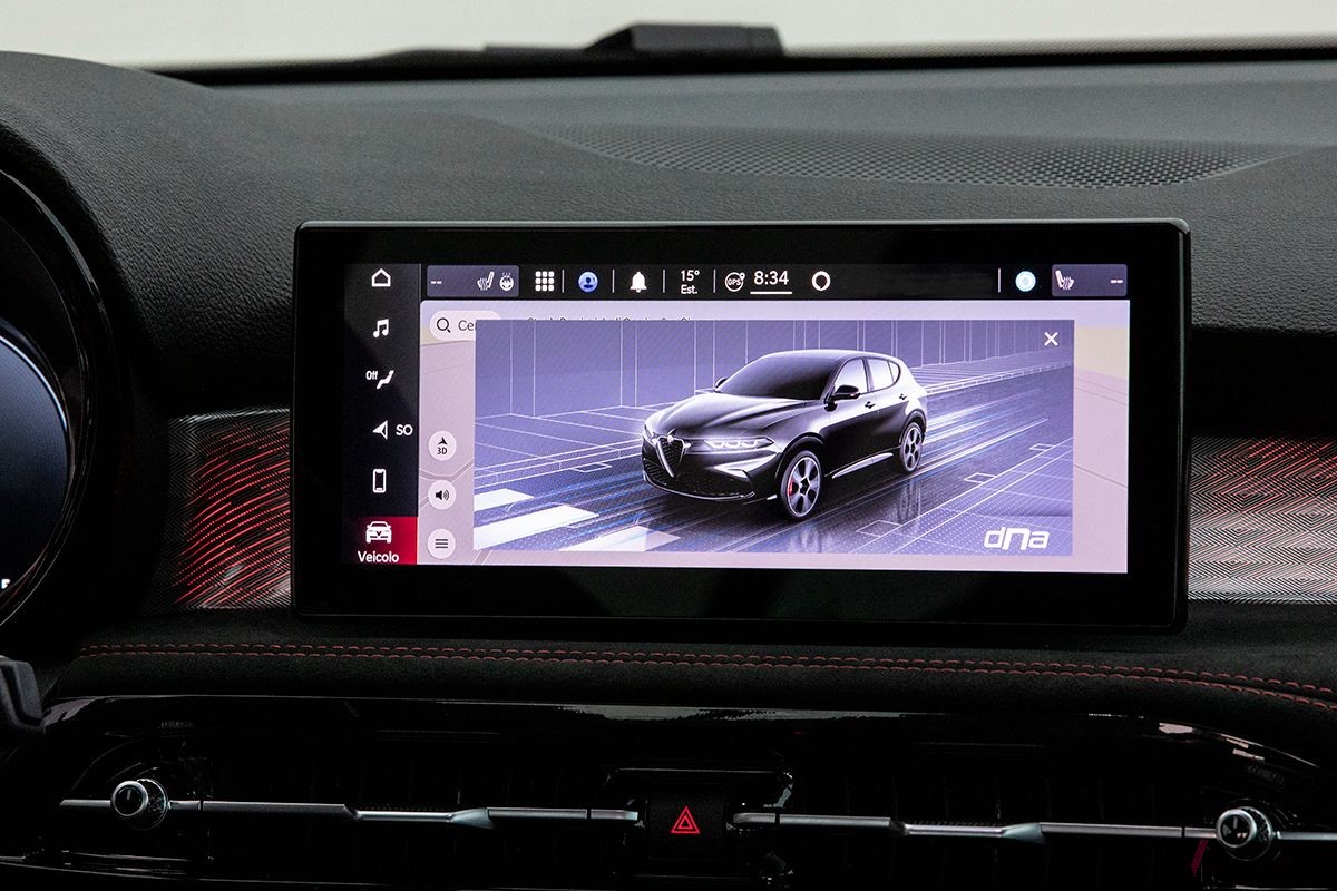 アルファ ロメオ新型「トナーレ・プラグインハイブリッドQ4」のインテリア