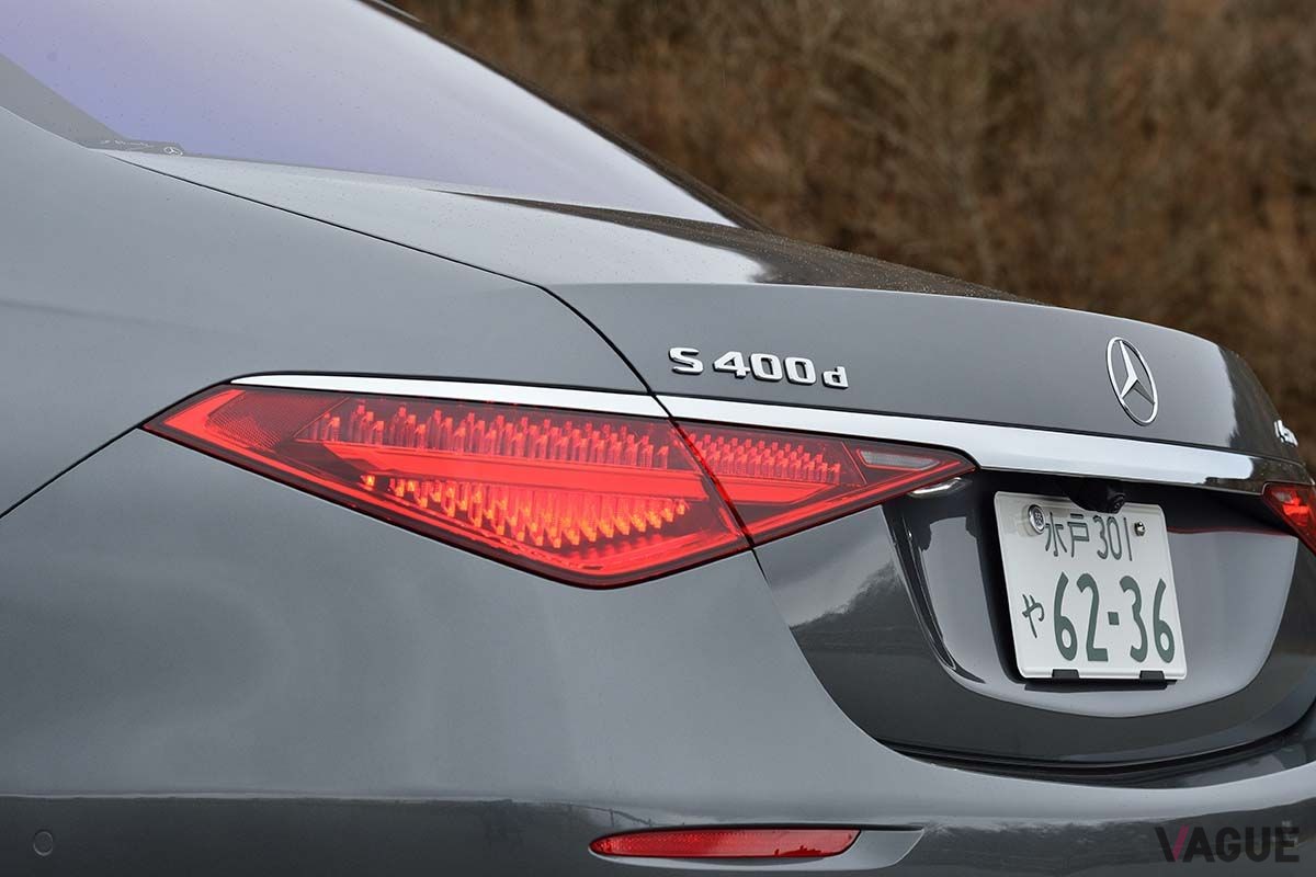 メルセデス・ベンツ「S400d 4MATIC」。243kW（330馬力）を発生する3リッター直6ディーゼルターボエンジンを搭載