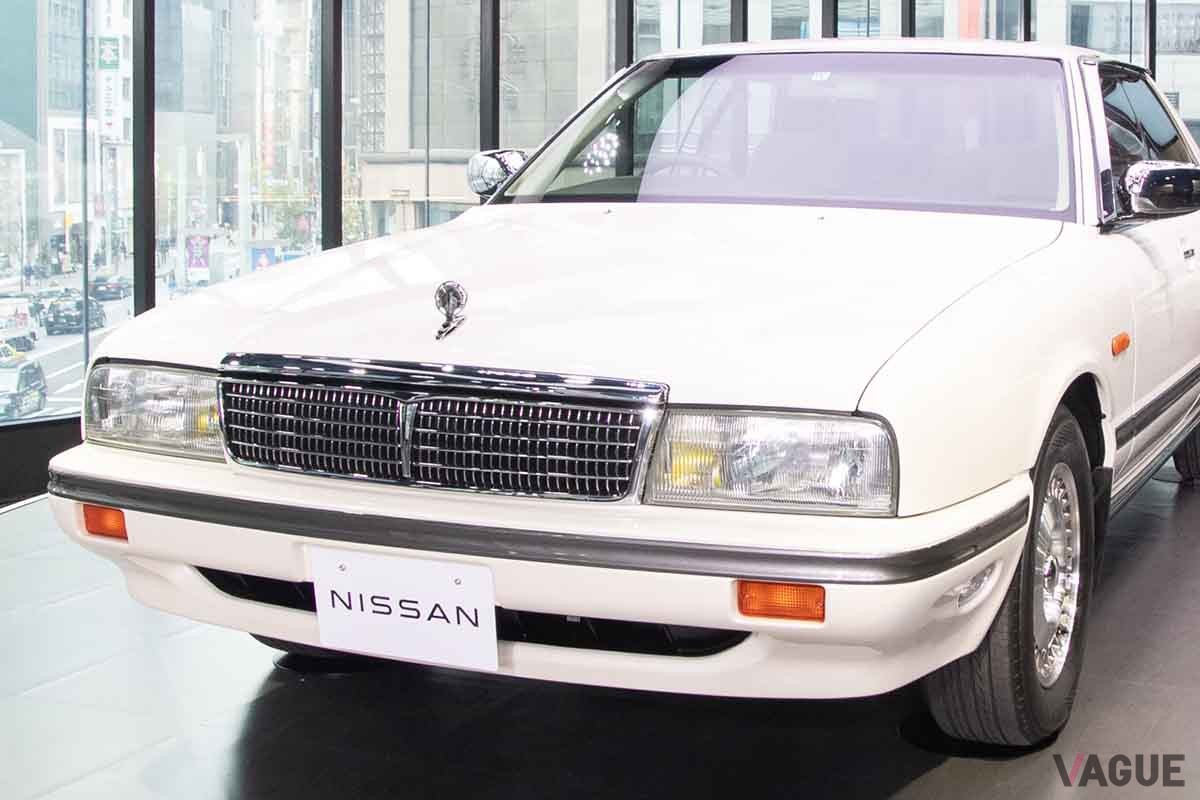 レストアされて新車同様に生まれ変わった女優伊藤かずえさんの愛車、日産初代「シーマ」