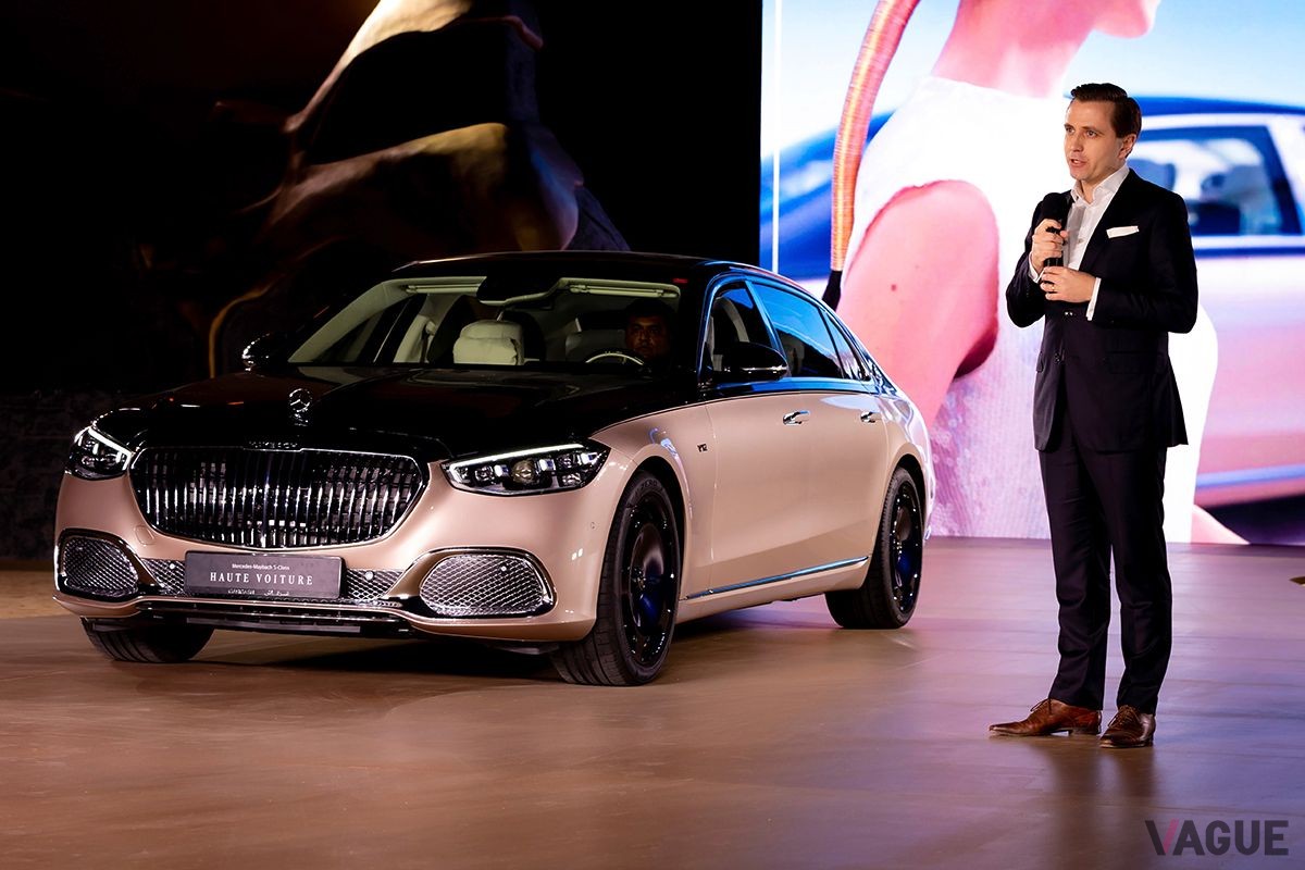 「メルセデス・マイバッハSクラス オート・ヴォアチュール」の発表会の様子