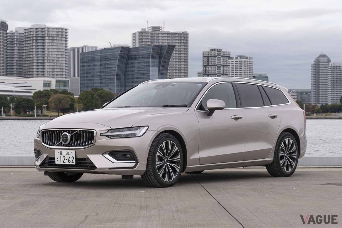ボルボ「V60 アルティメット B4」