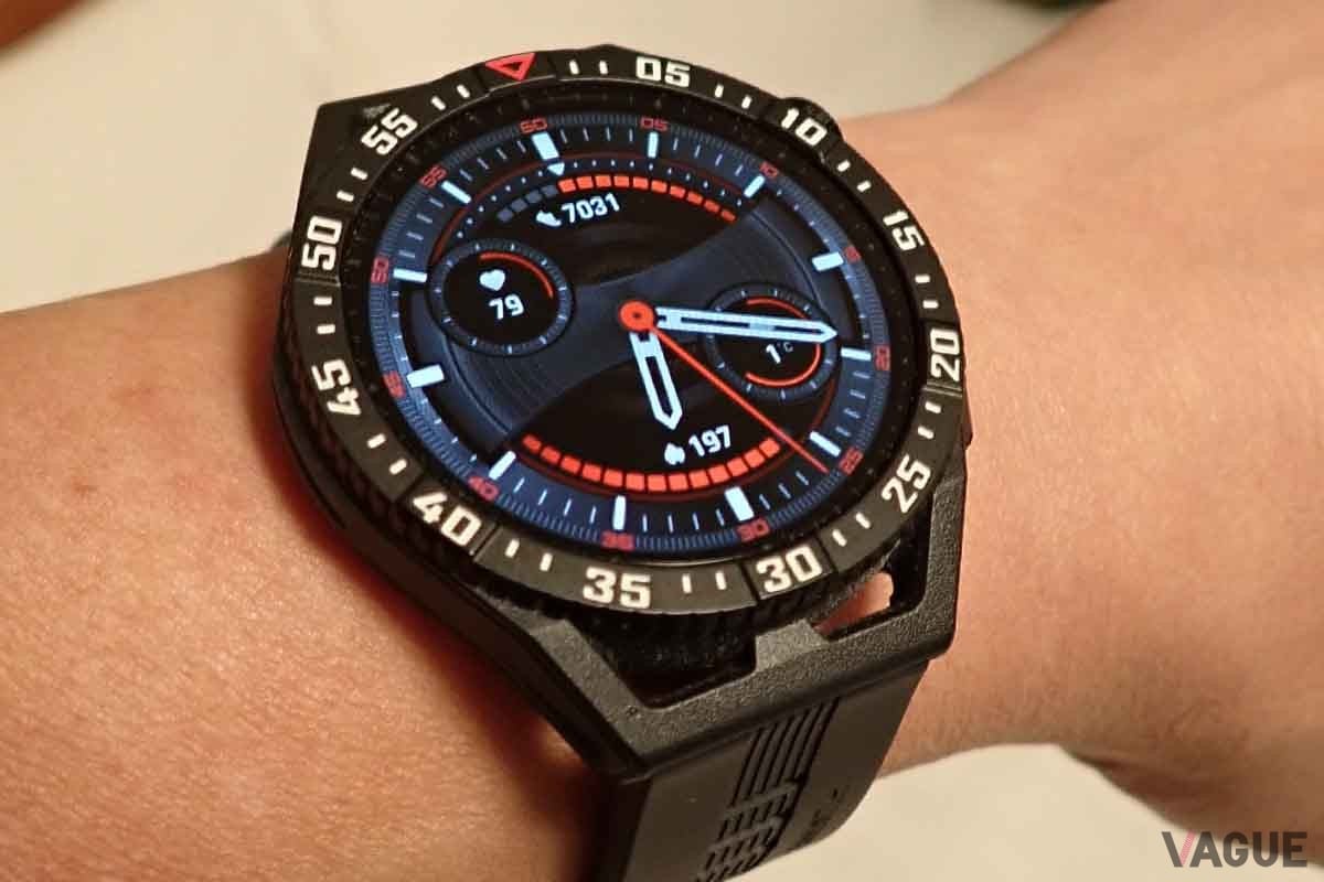 2022年11月に発売された「HUAWEI WATCH GT 3 SE」。普段遣いもできるデザインだ