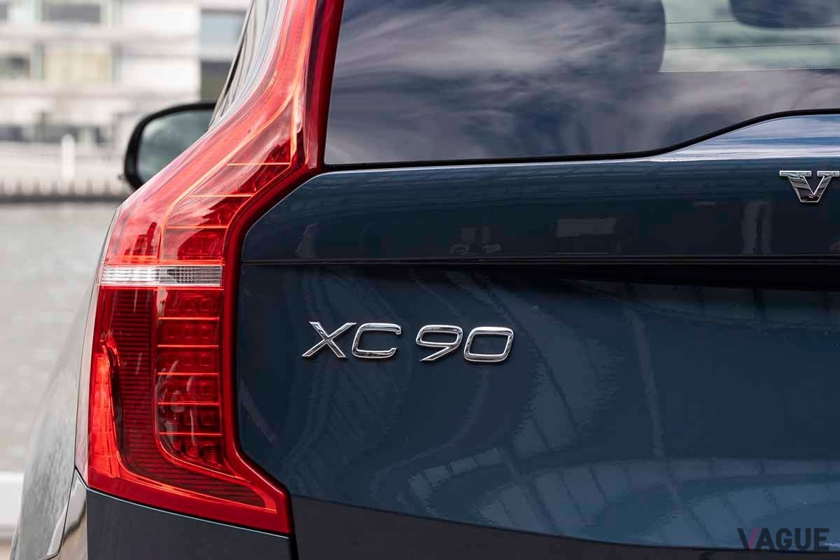 ボルボ「XC90リチャージ　アルティメットT8 AWDプラグインハイブリッド」