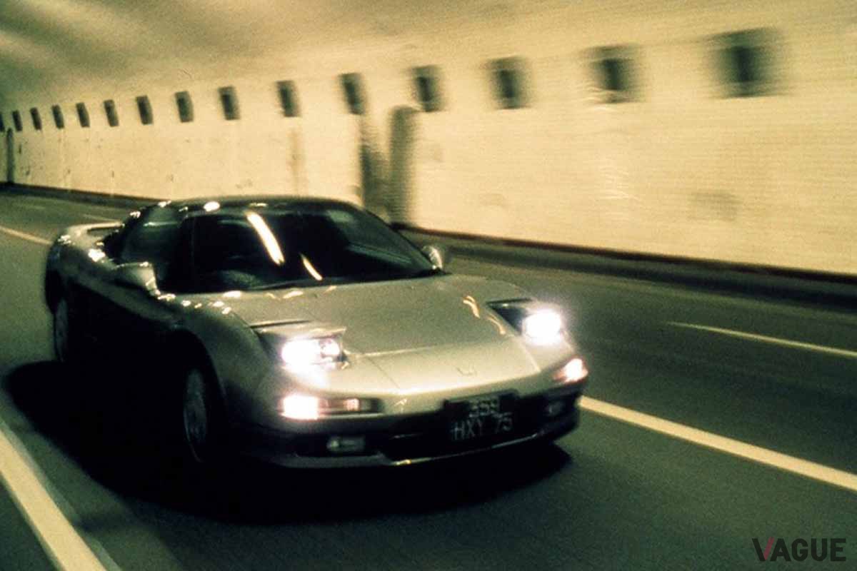 1990年に登場したホンダ初代「NSX」はリトラクタブルヘッドライトを採用していた