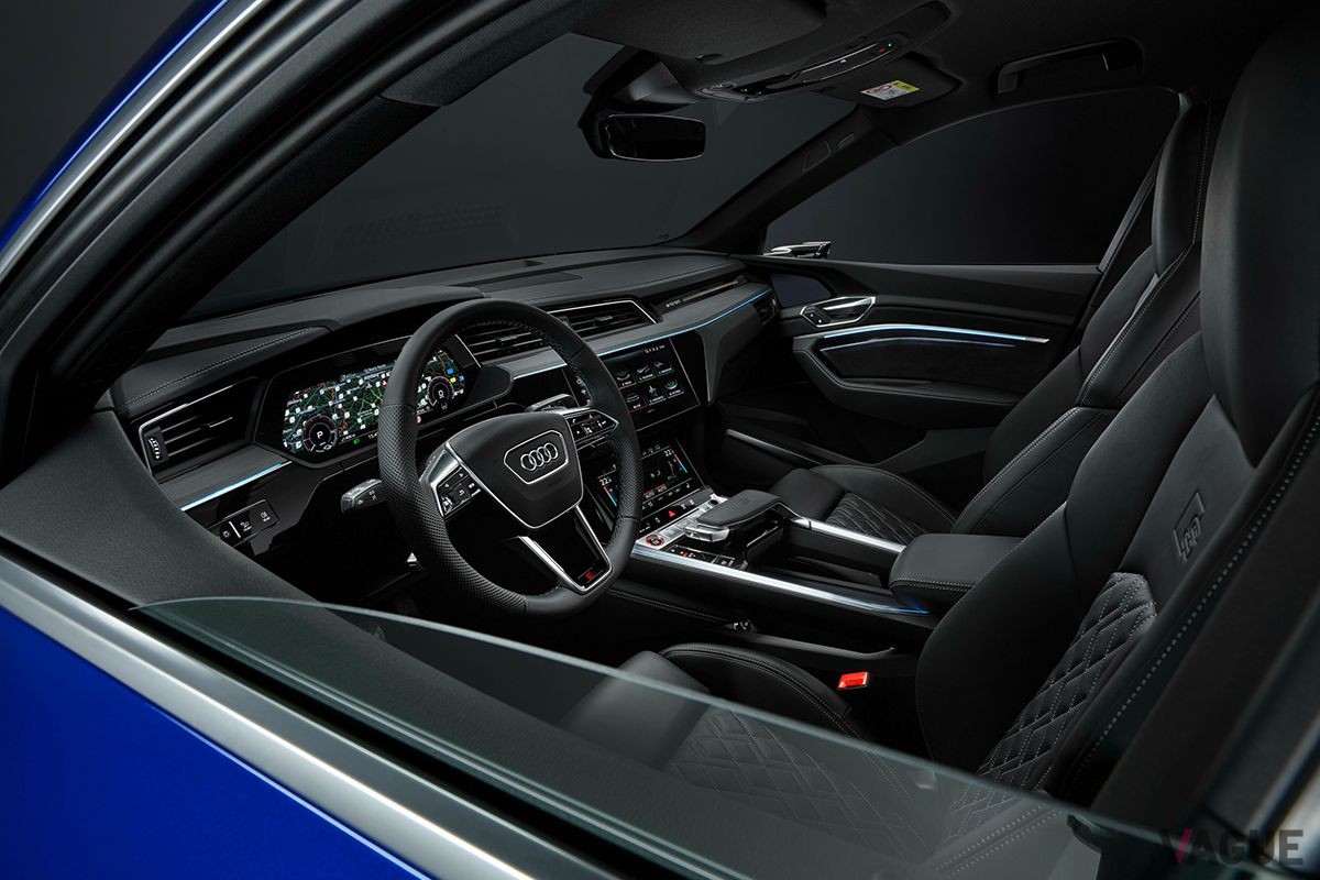 アウディ「SQ8スポーツバック e-tron」のインテリア