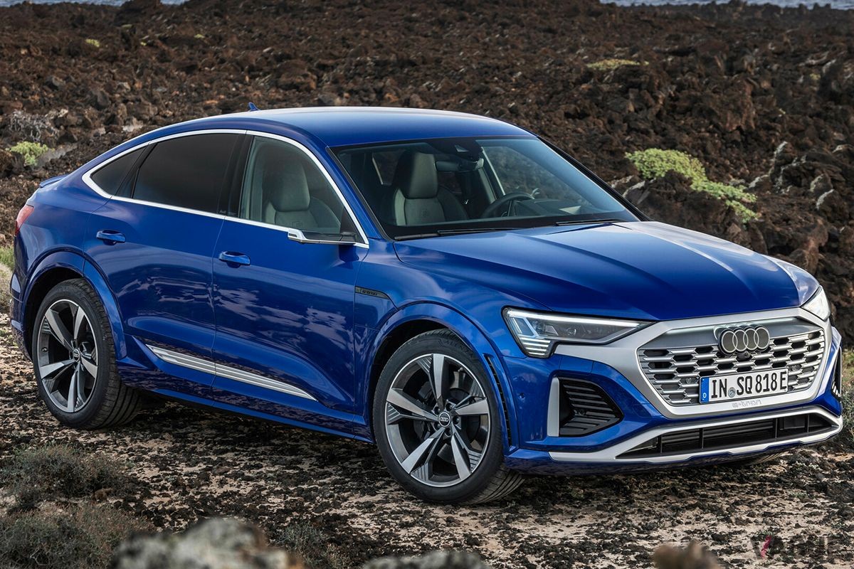 アウディ「SQ8スポーツバック e-tron」
