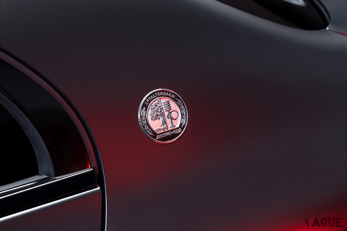 メルセデスAMG E63S 4MATICファイナルエディションのエンブレム