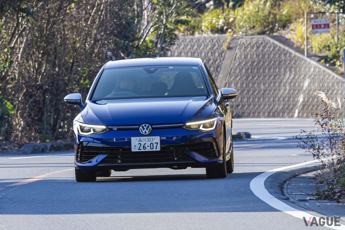 VW新型「ゴルフR」