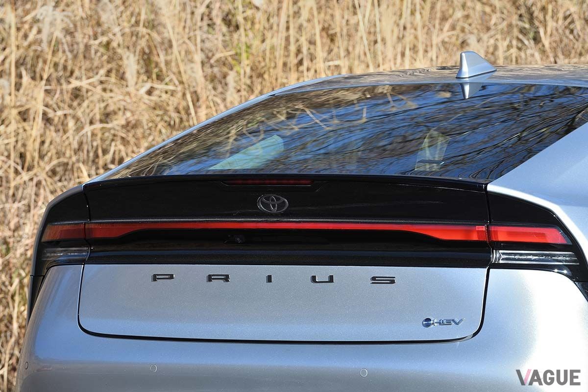 トヨタ新型「プリウス」