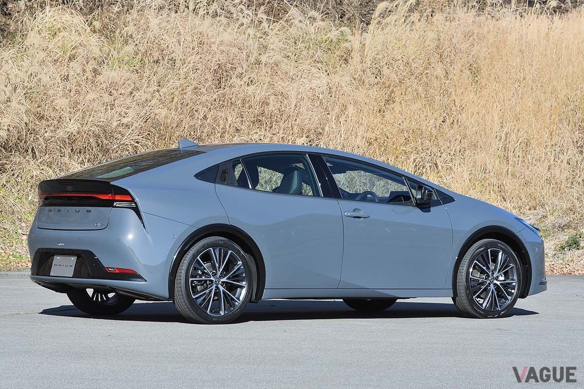 トヨタ新型「プリウス」