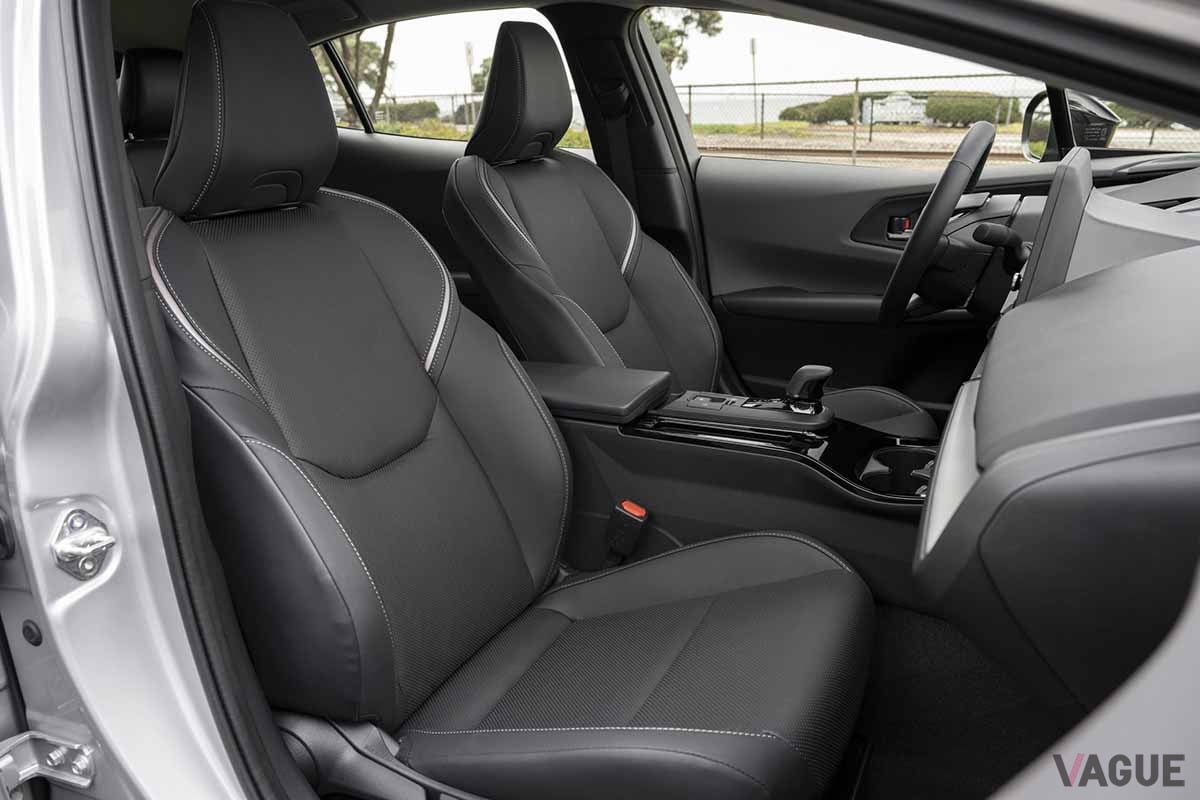 トヨタ新型「プリウス」米国仕様のインテリア