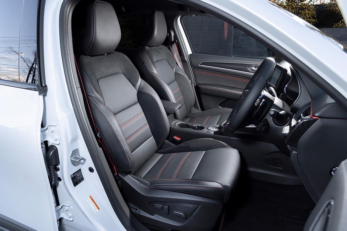 ルノー「アルカナ R.S.ライン マイルドハイブリッド」