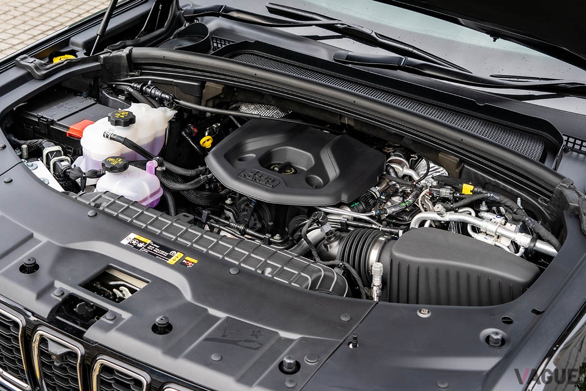 2列シート仕様のジープ新型「グランドチェロキー」