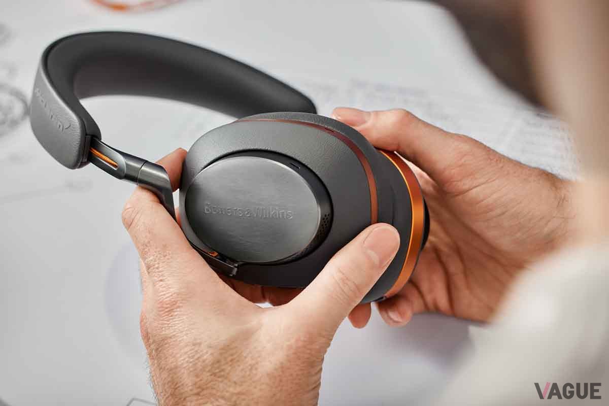Bowers ＆ Wilkins「Px8マクラーレン・エディション」