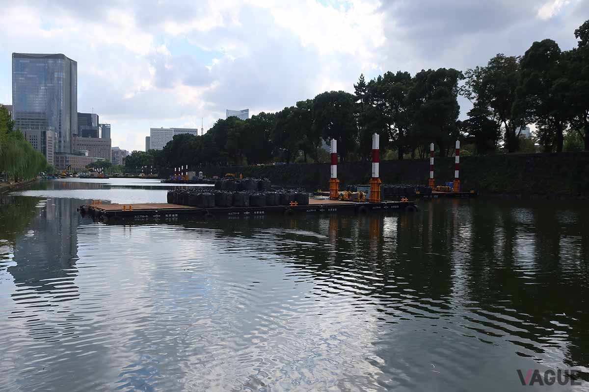 三菱地所のオフィスビルにある駐車場「丸の内パークイン」から皇居も近い