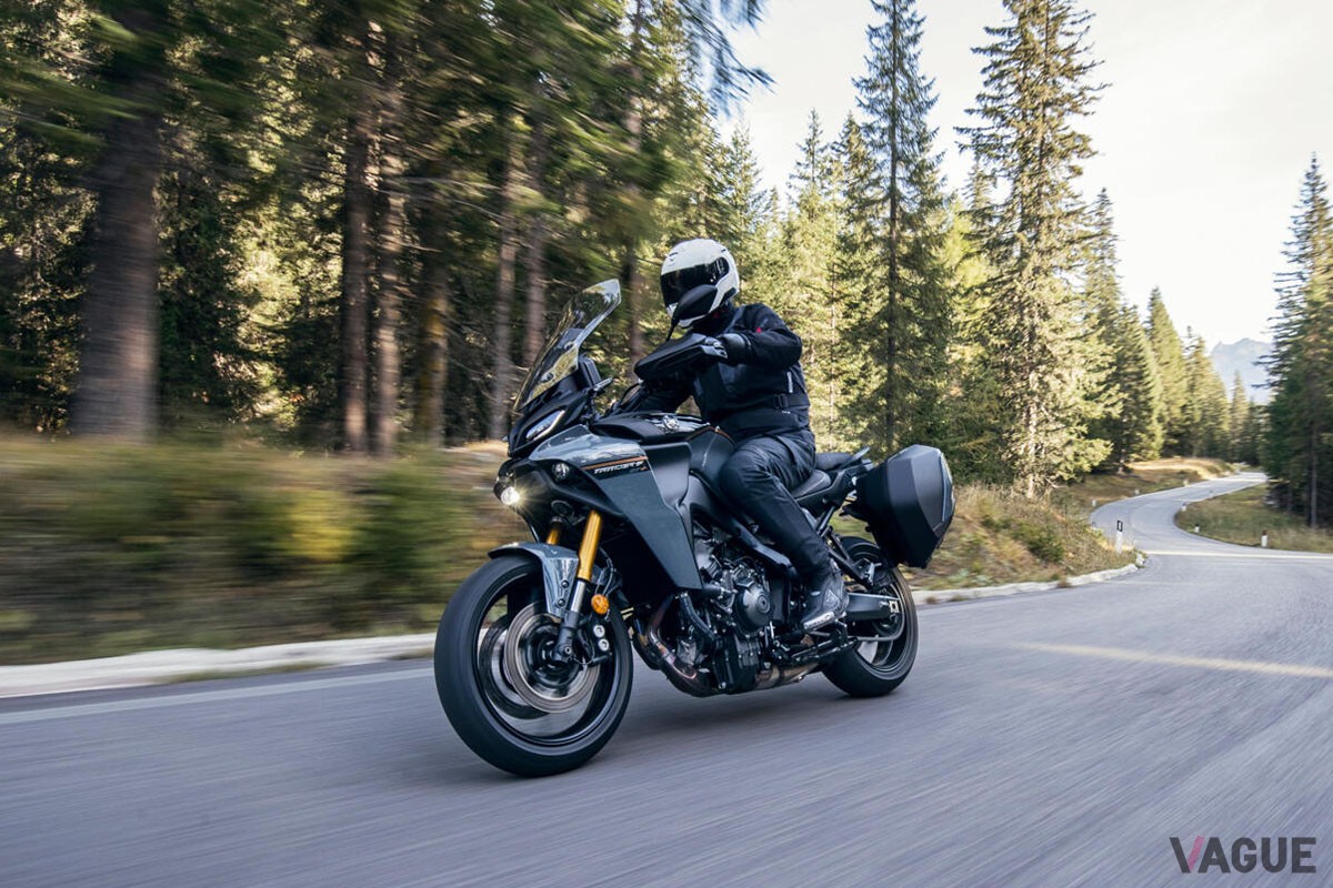 バイクならではのアレンジを加えたACCを国産バイクで初めて搭載。よりツーリングを楽しめるモデルとなったヤマハ「TRACER9 GT＋」