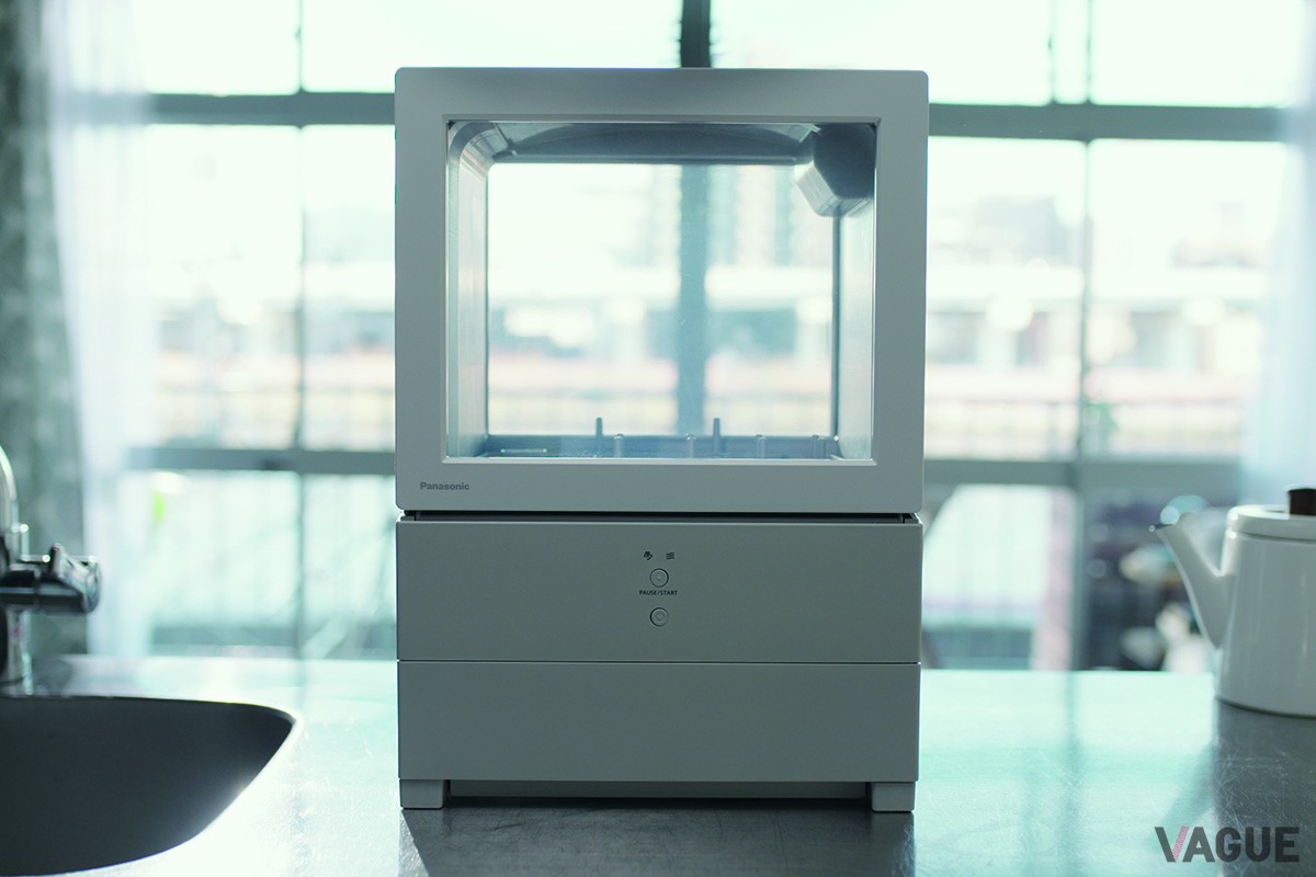 業界最小設計と着脱タンク式による設置の簡単さでキッチンの利便性を高めるパナソニックのパーソナル食洗機「SOLOTA」NP-TML1