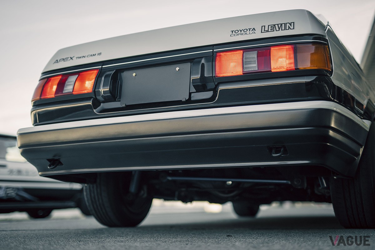 「東京オートサロン2023」のGRブースを飾ったAE86型「カローラ レビン」はEVにコンバートされたモデル。MT搭載で華麗なドリフト走行も決まる未来型のAE86だ