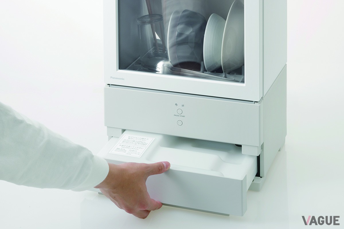 業界最小設計と着脱タンク式による設置の簡単さでキッチンの利便性を高めるパナソニックのパーソナル食洗機「SOLOTA」NP-TML1