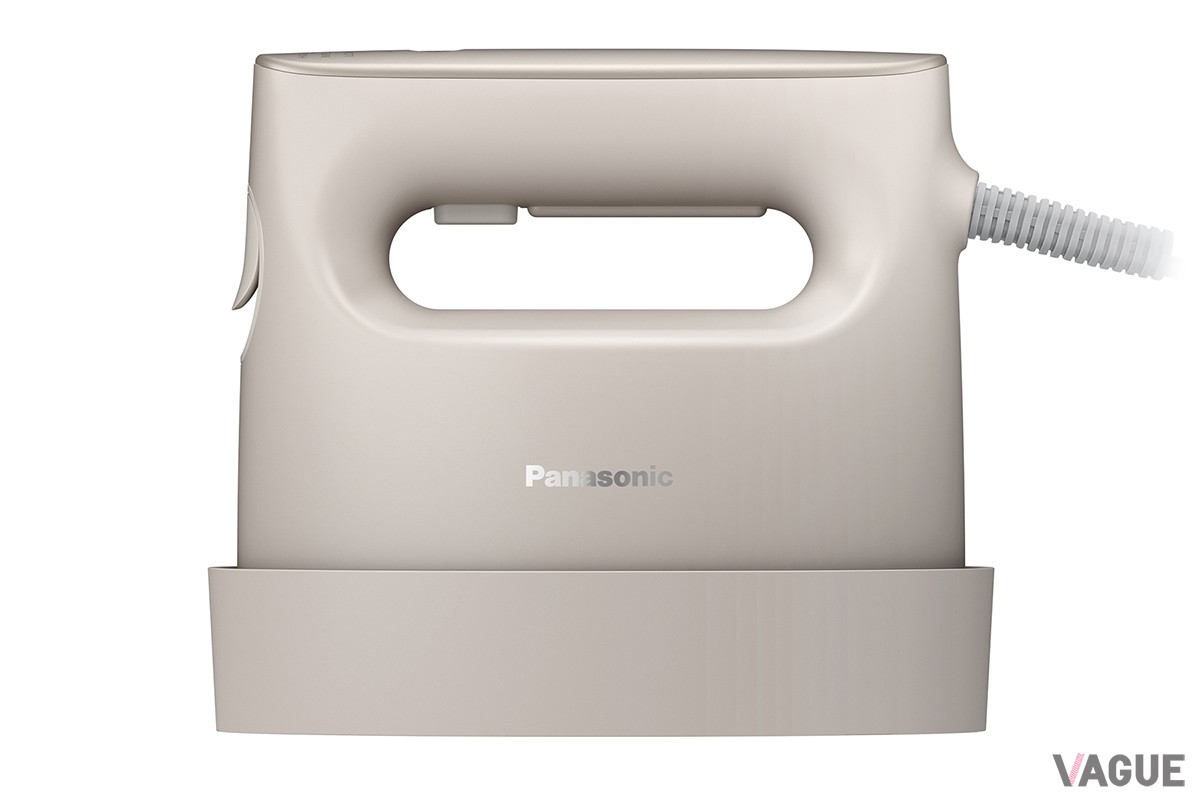 新しい衣類スチーマーの最上位機種「NI-FS790」