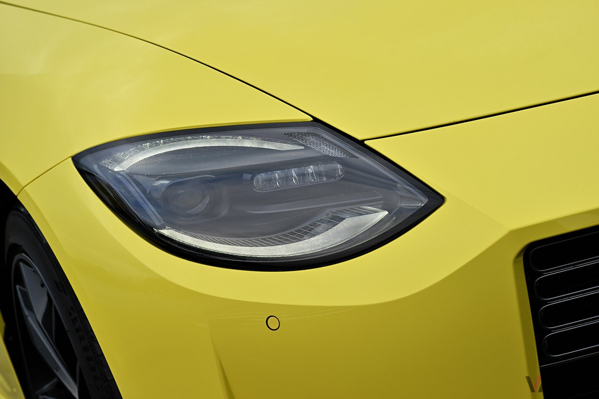 公道にジャストフィットなエンジンとフットワーク、そして、ひと目見てカッコいいと感じるルックスが魅力的な日産の新型「フェアレディZ」